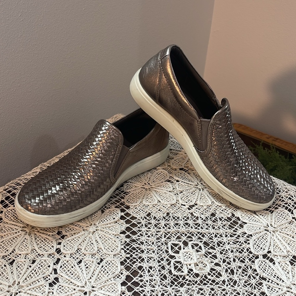 ECCO SOFT 7 Slip-On Sneakers in Cognac. Stylish, lightweight style, comfortable - Picture 3 of 7